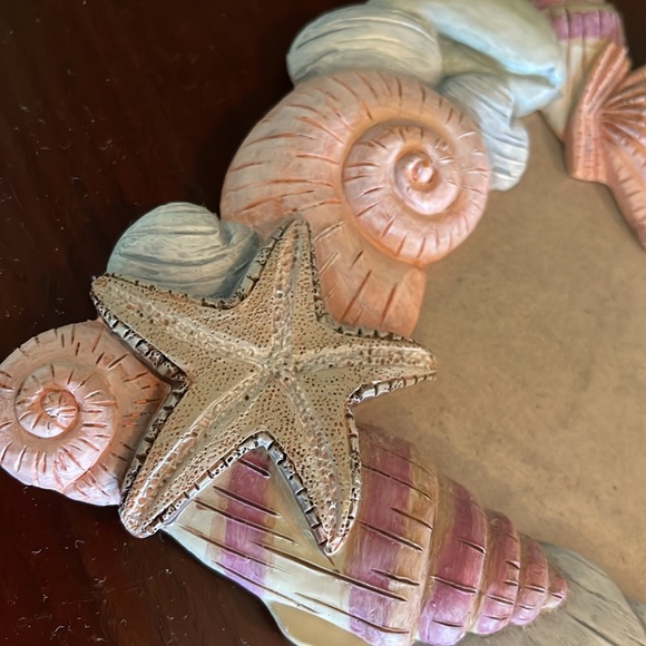 Pastel Seashells Frame - Picture 5 of 7